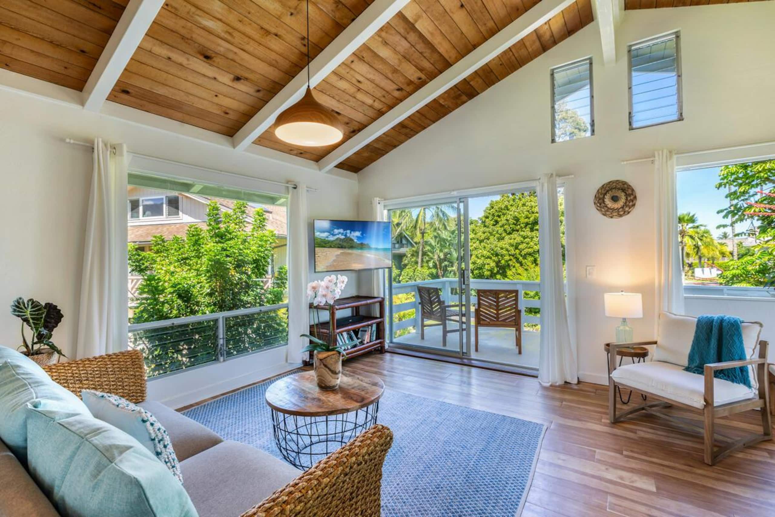 Home in Hanalei · ★4.72 · 2 bedrooms · 3 beds · 1 bath - Image 15