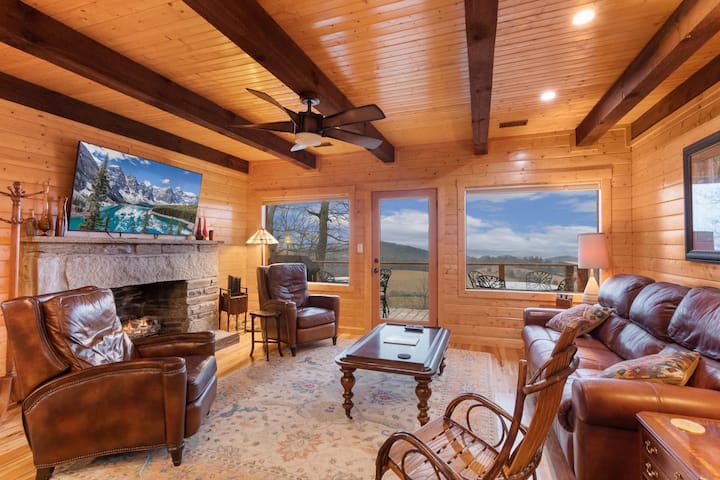 Upscale Cabin With Great Mountain Views - Boone, NC