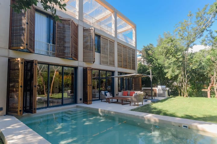 Stunning Villa Solana 6br Golf Course | Corasol - プラヤ・デル・カルメン