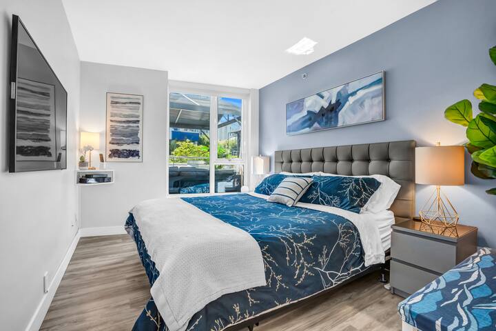 Paradise City – Skyline Hot Tub gallery image 2