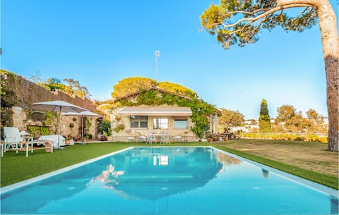 3 bedroom cozy home in Arenys de Mar