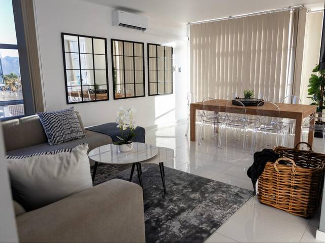 St Tropez 101 Beachfront Apartment gallery image 2