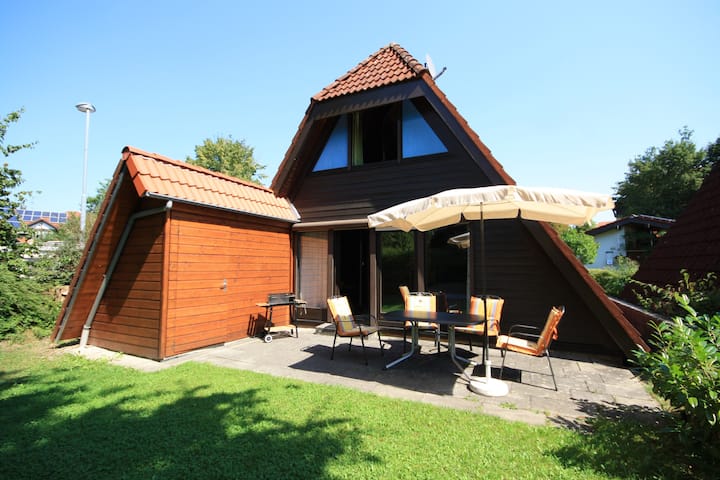 Gemütliches Nurdachhaus Bodensee - Friedrichshafen