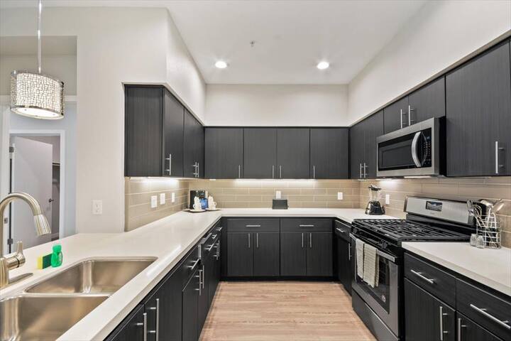 Cozy 2 BR in Menlo Park near Palo Alto gallery image 3