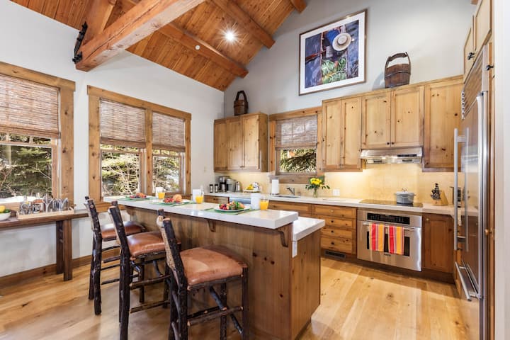 Abode At Granite Ridge, Luxury Lodge, Sound System - Jackson Hole, WY