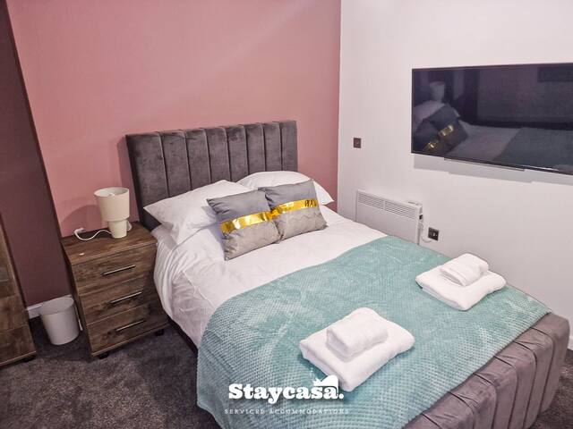 Delightful Spacious Haven with Large Driveway gallery image 5