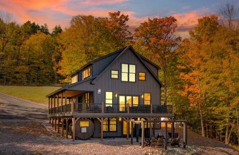 New Luxury w/ HotTub, Sauna, GameRoom,5mintoSlopes