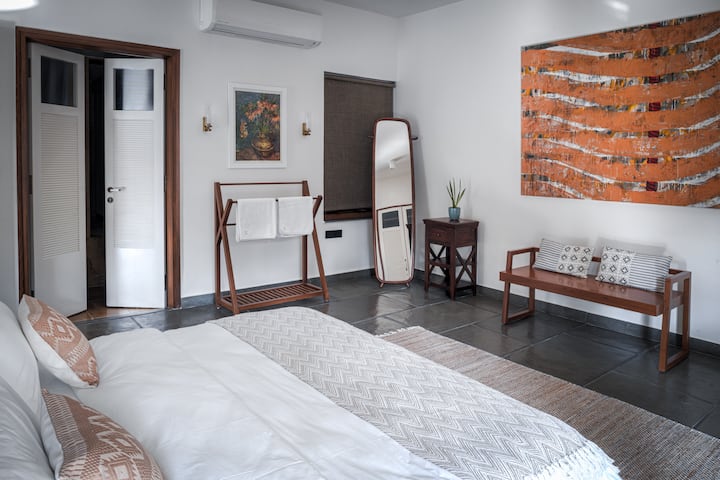 Bedroom 2 image 2