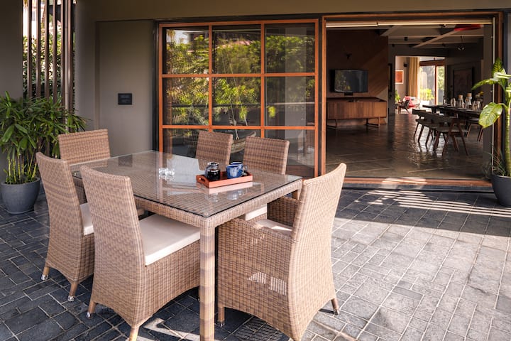Patio 1 image 1