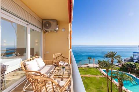Top Airbnb: Torre de la Roca - Sea View, Pool & Parking, Ca... en Torremolinos