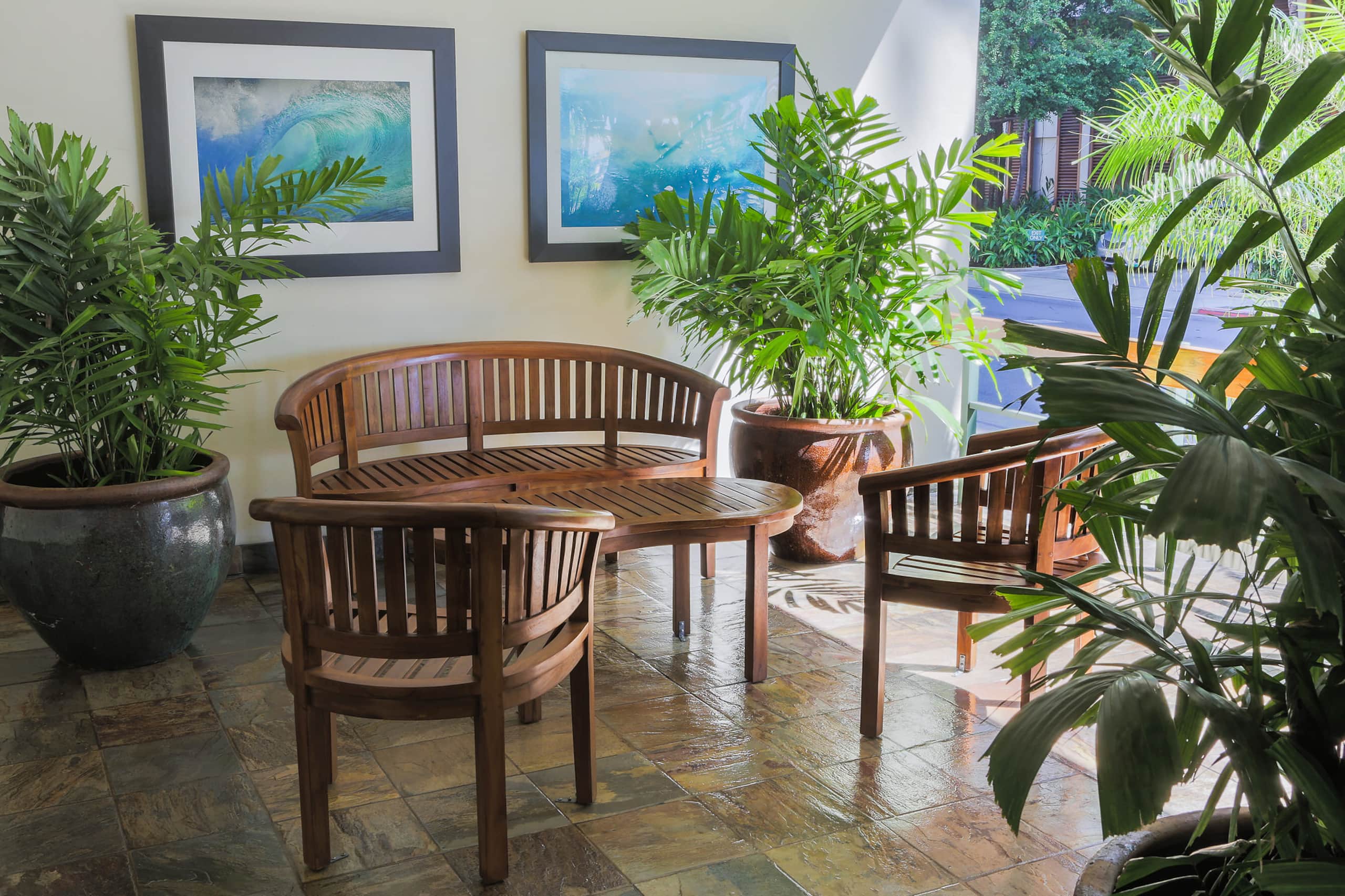 Condo in Honolulu · ★4.84 · Studio · 1 bed · 1 private bath - Image 15