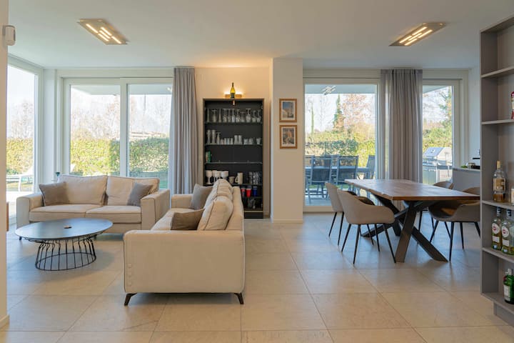 [Design] Villa Petra Con Piscina - Manerba del Garda