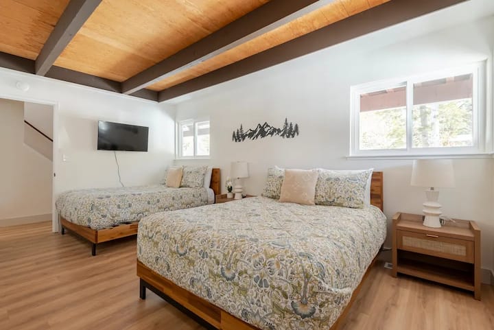 საძინებელი 4