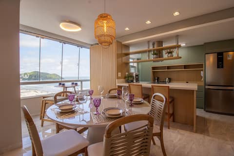 ITA113 - Sea View, 3 Suites and Air-Conditioned Room