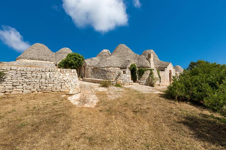 Trulli di Monte Reale by Perle di Puglia gallery image 3