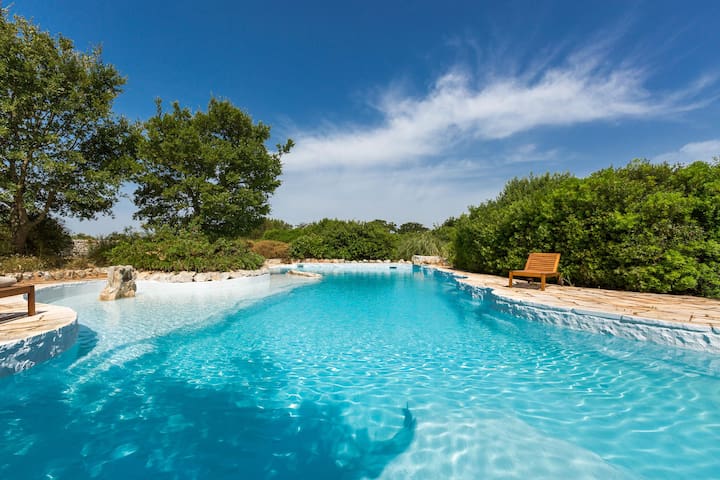 Trulli di Monte Reale by Perle di Puglia