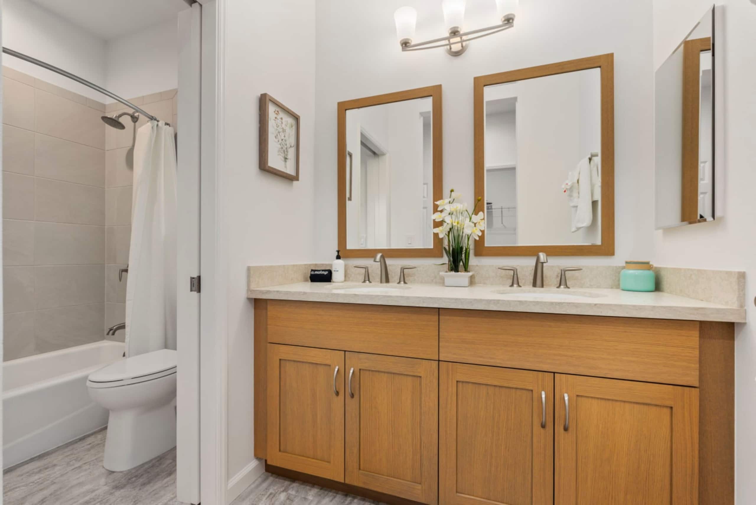 Home in Waianae · ★4.83 · 4 bedrooms · 5 beds · 2.5 private baths - Image 35