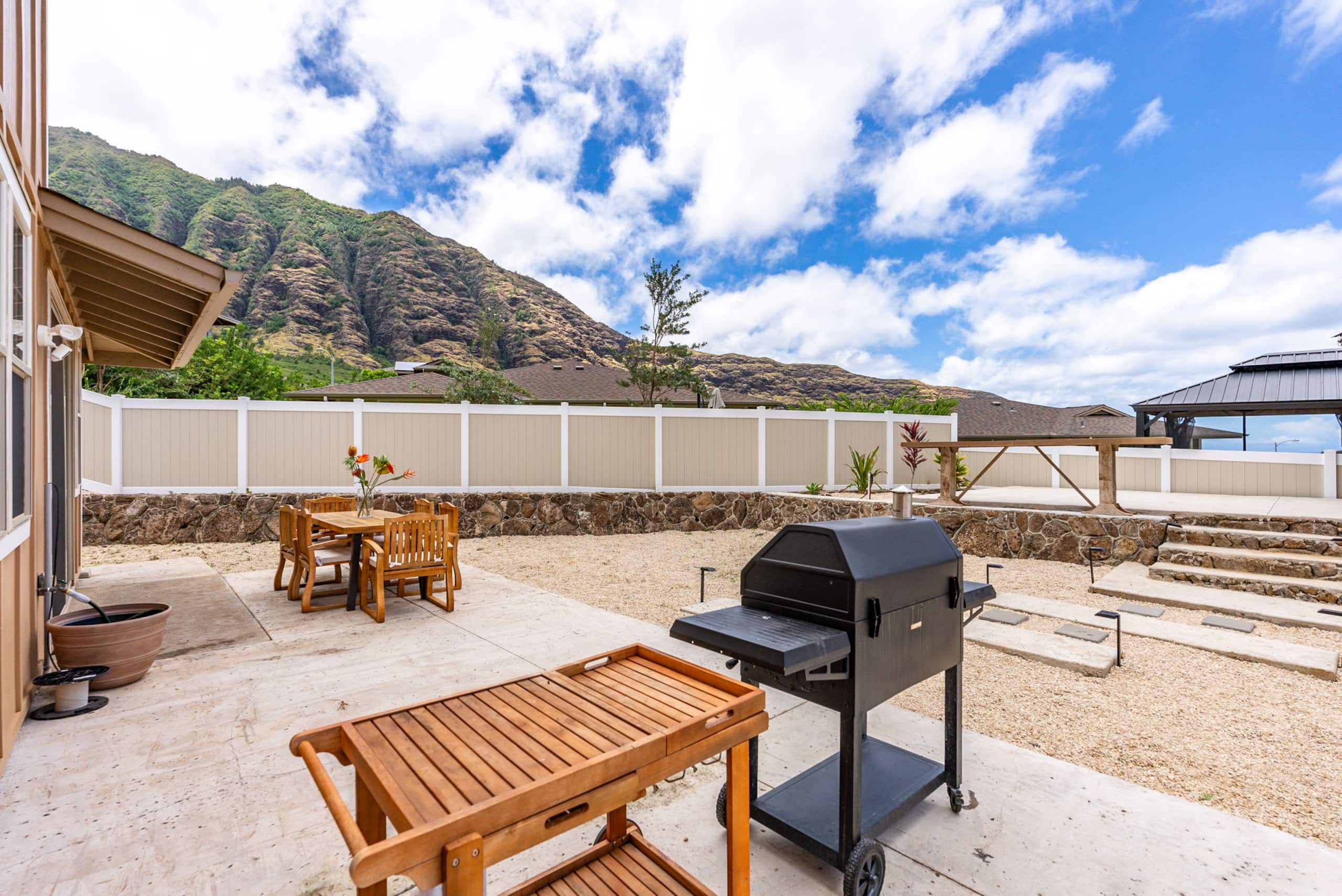 Home in Waianae · ★4.83 · 4 bedrooms · 5 beds · 2.5 private baths - Image 89