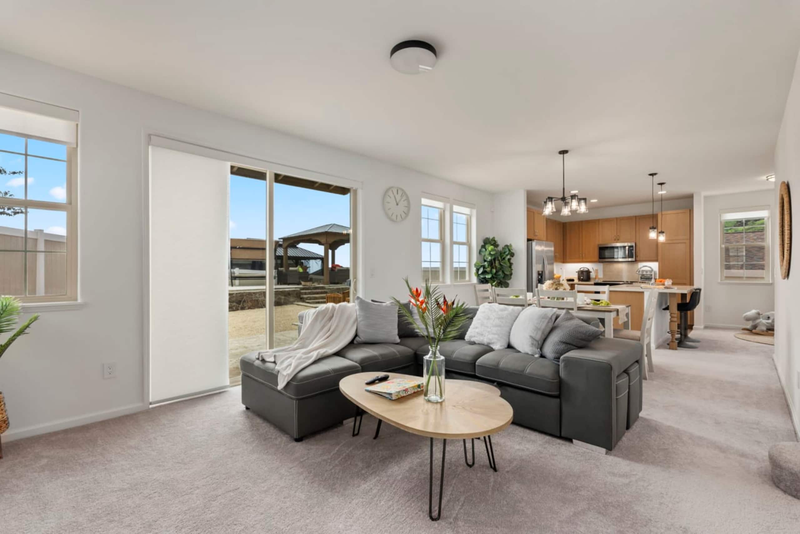 Home in Waianae · ★4.83 · 4 bedrooms · 5 beds · 2.5 private baths - Image 5