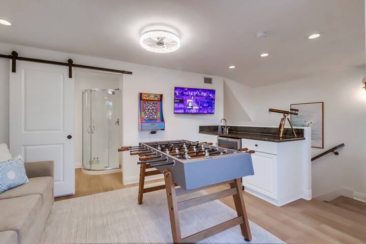 Seaside Chic – Near Beach; Spa; Game Room; Rooftop gallery image 3