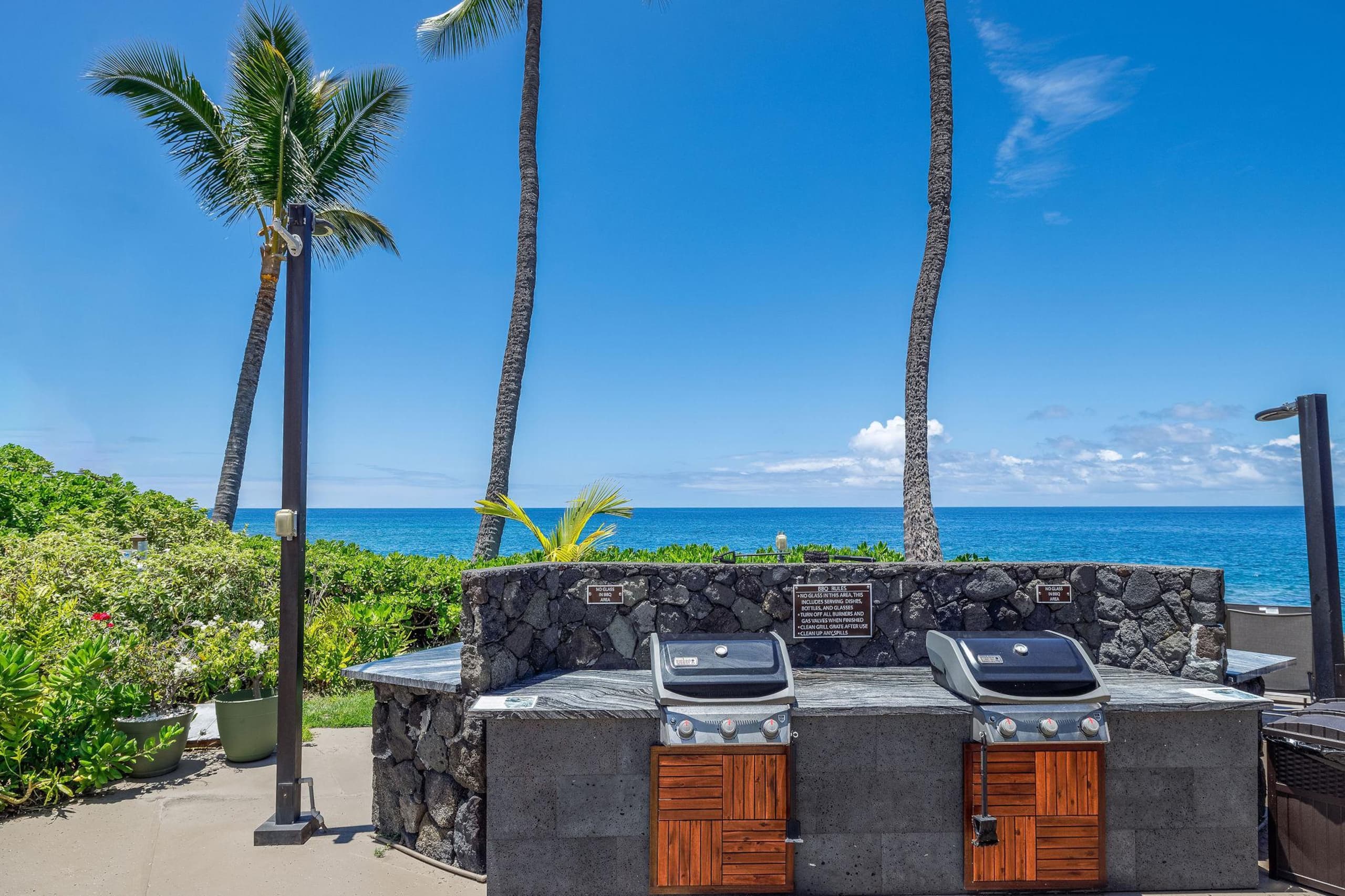Condo in Kailua-Kona · ★4.67 · 1 bedroom · 2 beds · 1 private bath - Image 34