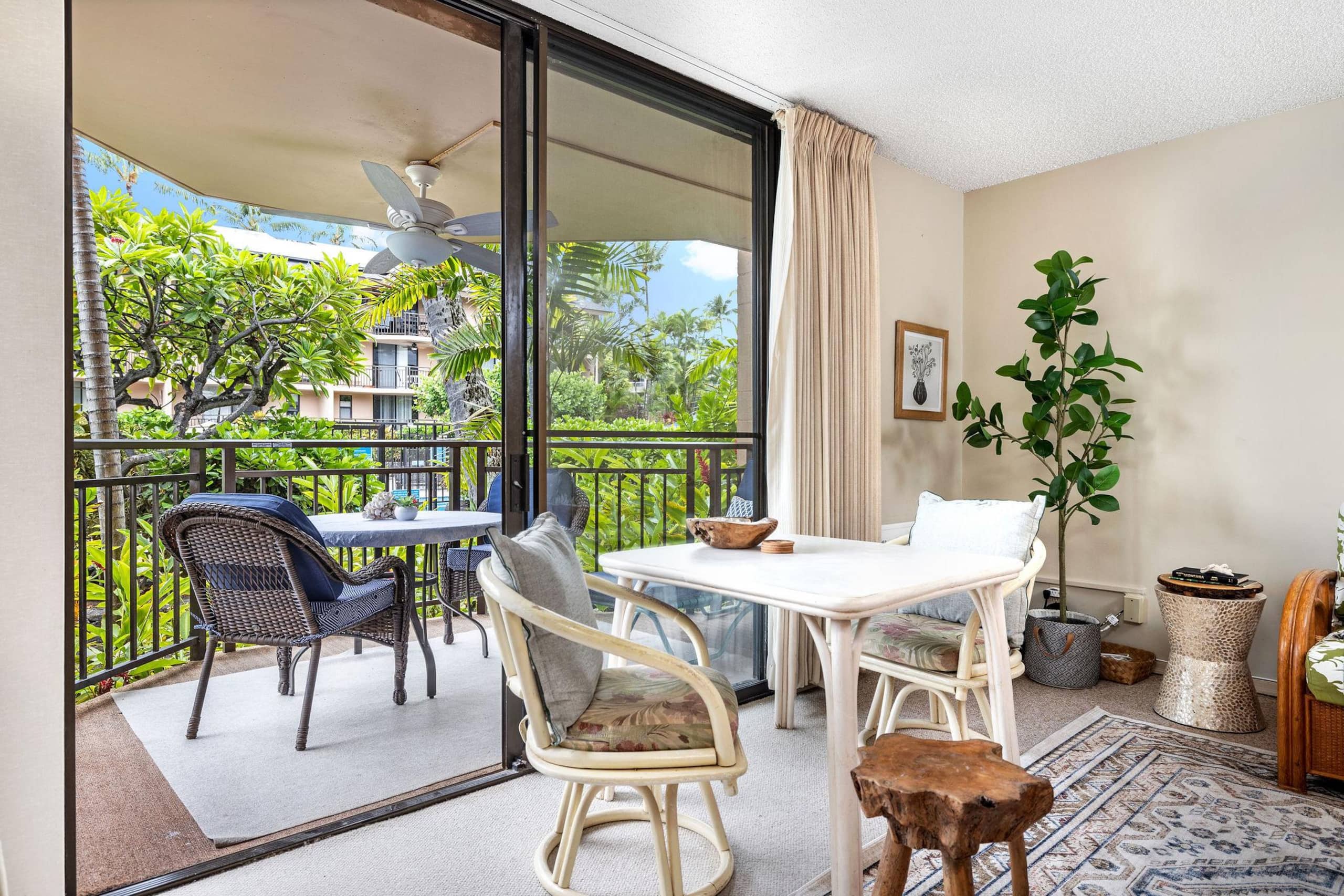 Condo in Kailua-Kona · ★4.67 · 1 bedroom · 2 beds · 1 private bath - Image 26