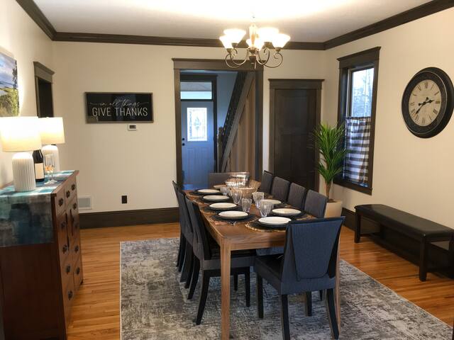 Back Channel Hideout gallery image 4