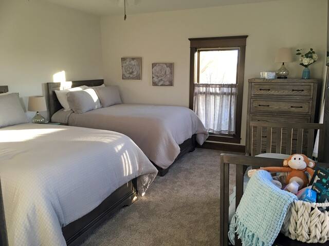 Back Channel Hideout gallery image 5