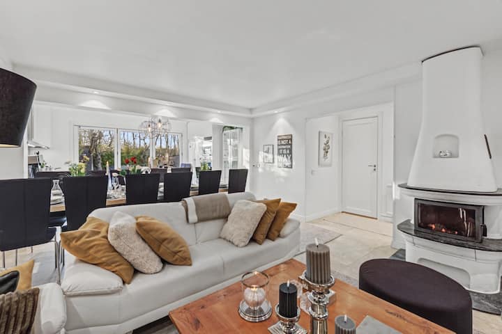 White House | Sleeps 14 | Jacuzzi | Malmö/lund - Staffanstorp