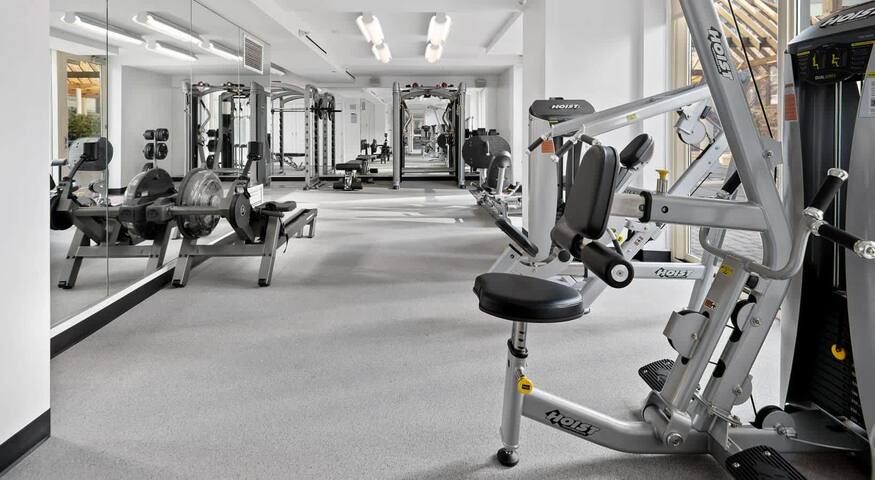 High-end Luxury Units + Iconic Views for Groups gallery image 4