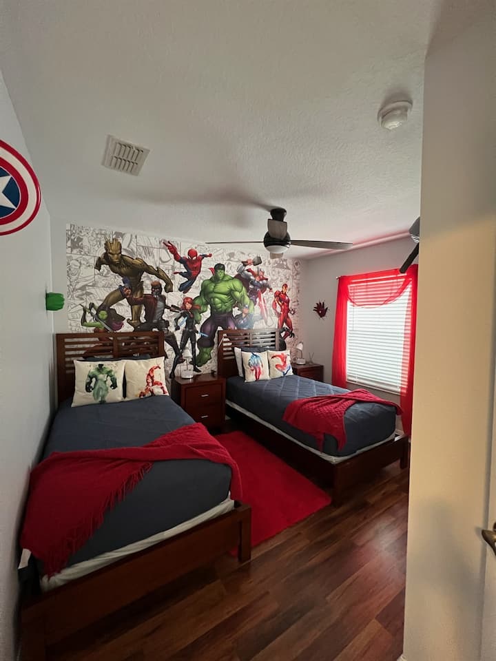 Avenger - 2 Twins, 2nd Flr w/ Roku TV