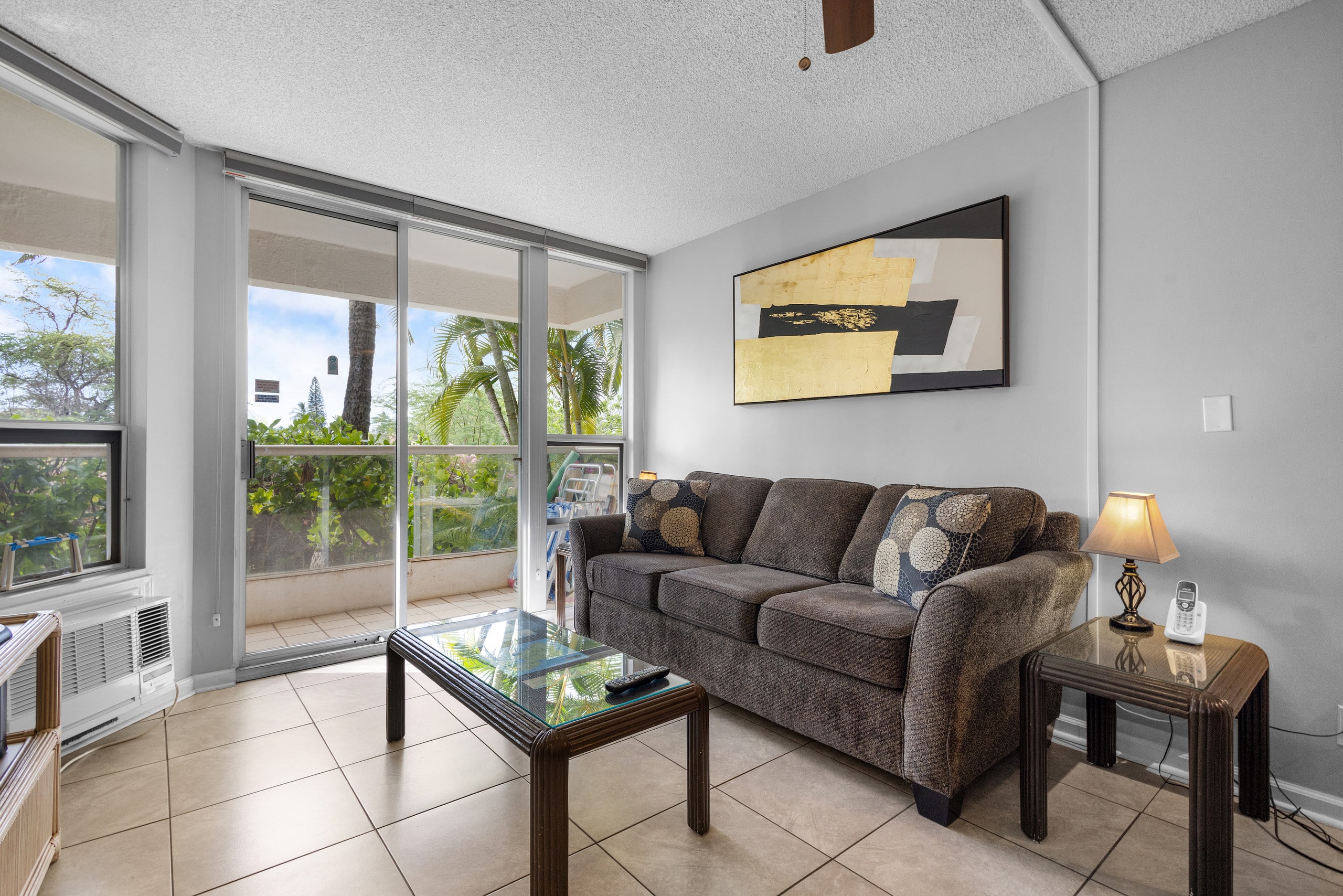 Condo in Kihei · ★4.91 · 1 bedroom · 2 beds · 1 bath - Image 2