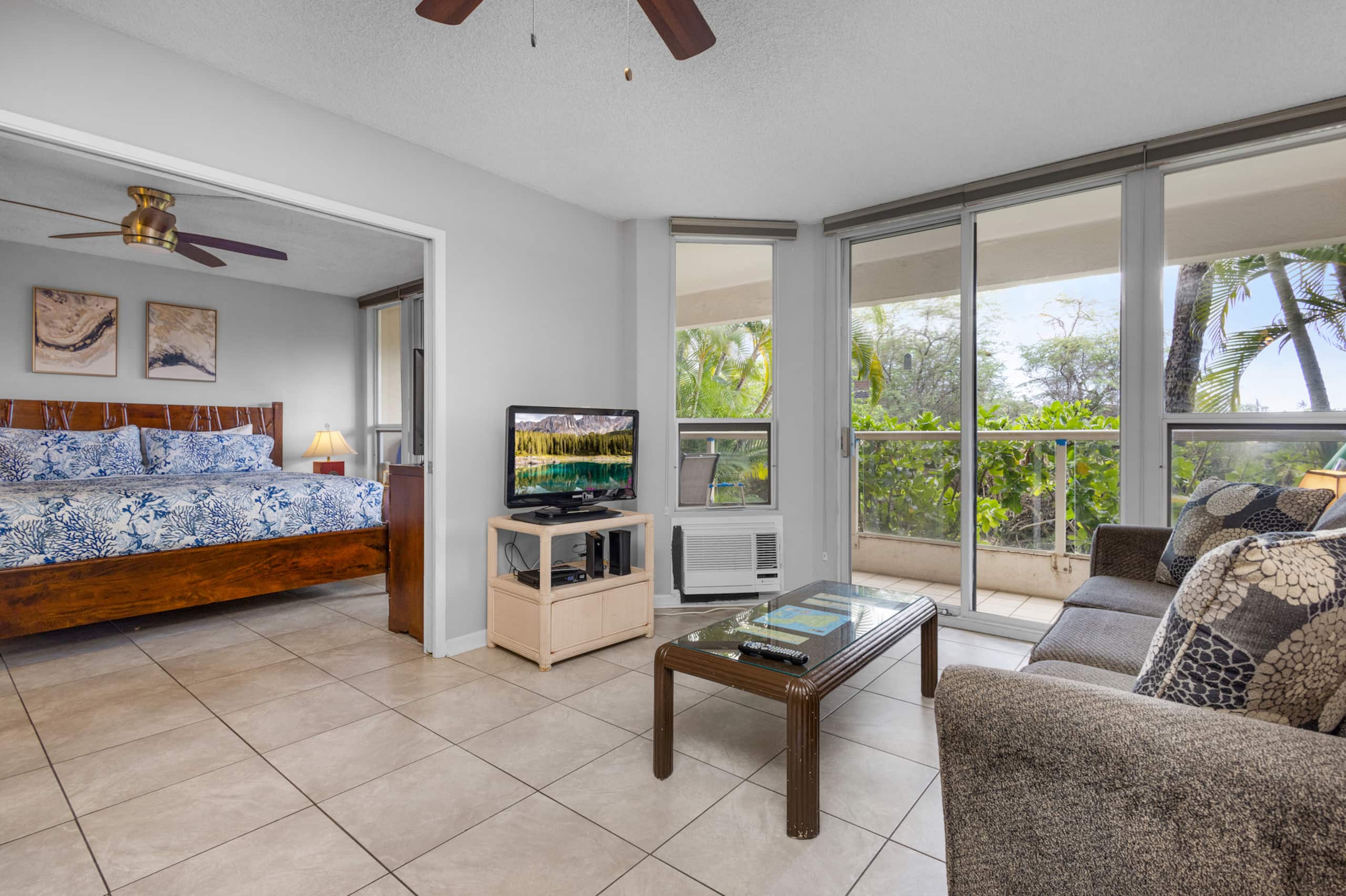 Condo in Kihei · ★4.91 · 1 bedroom · 2 beds · 1 bath - Image 3