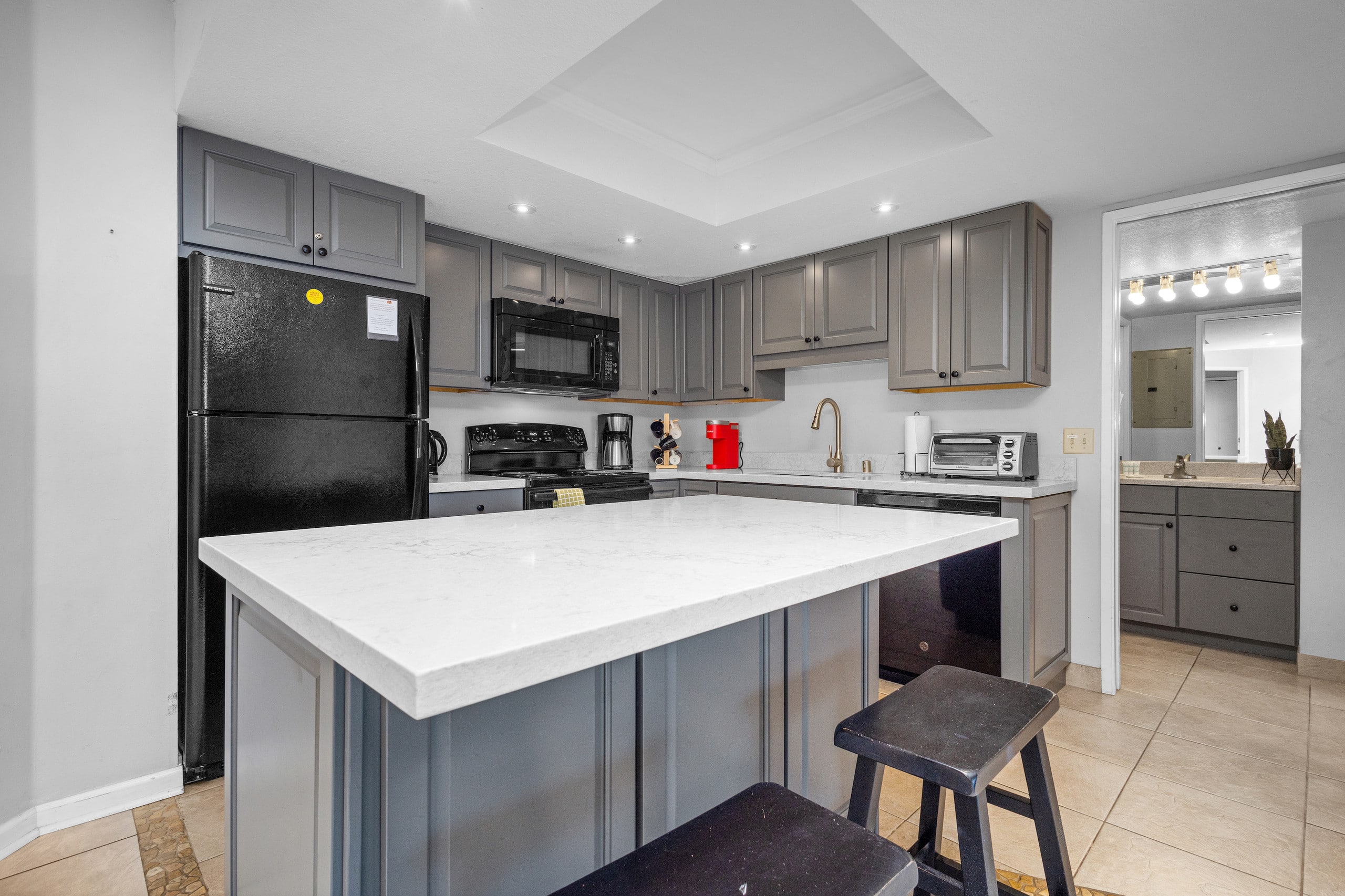 Condo in Kihei · ★4.91 · 1 bedroom · 2 beds · 1 bath - Image 13