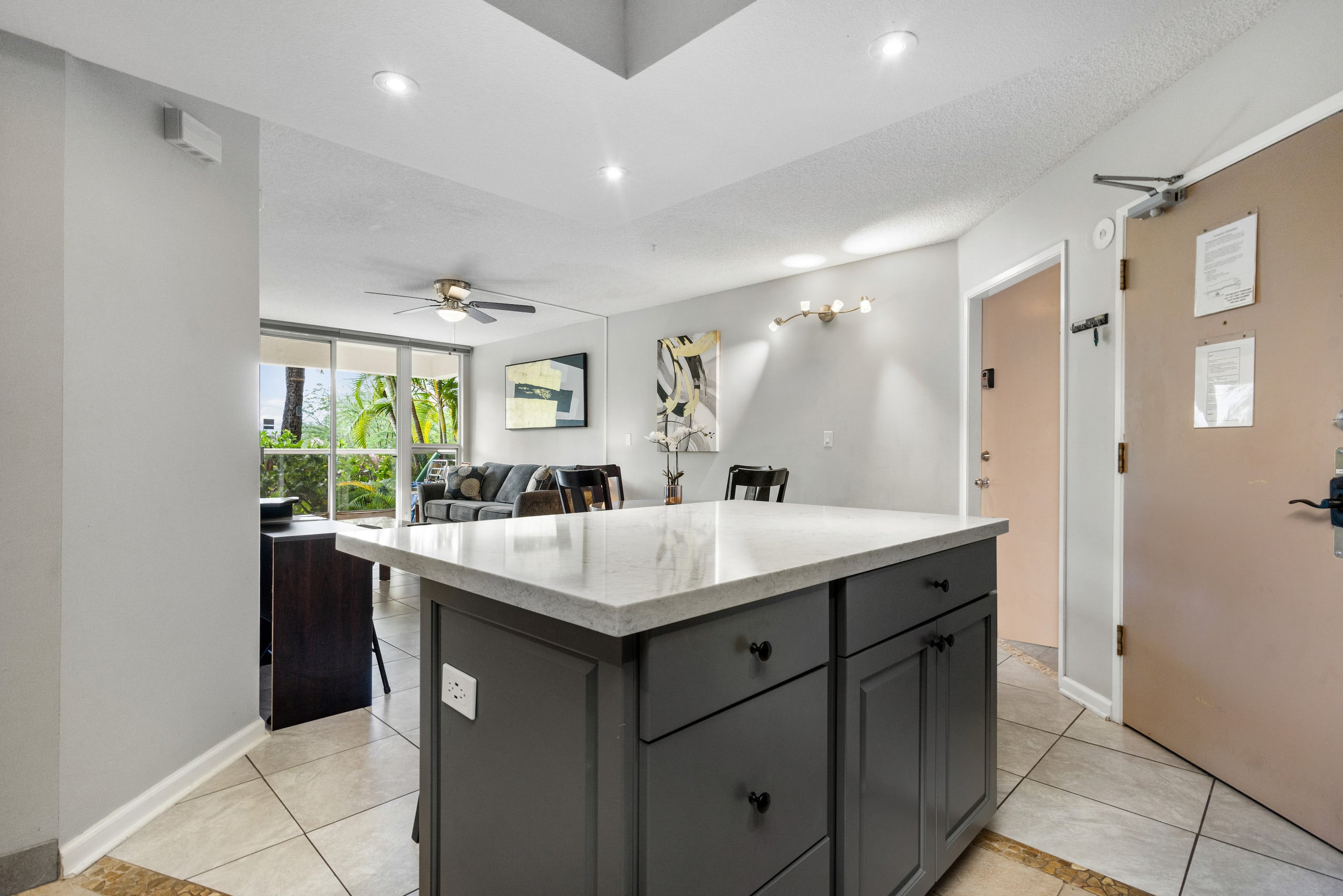 Condo in Kihei · ★4.91 · 1 bedroom · 2 beds · 1 bath - Image 11