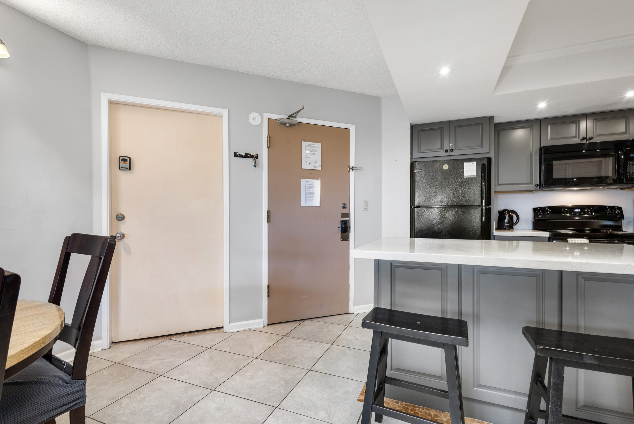 Condo in Kihei · ★4.91 · 1 bedroom · 2 beds · 1 bath - Image 8