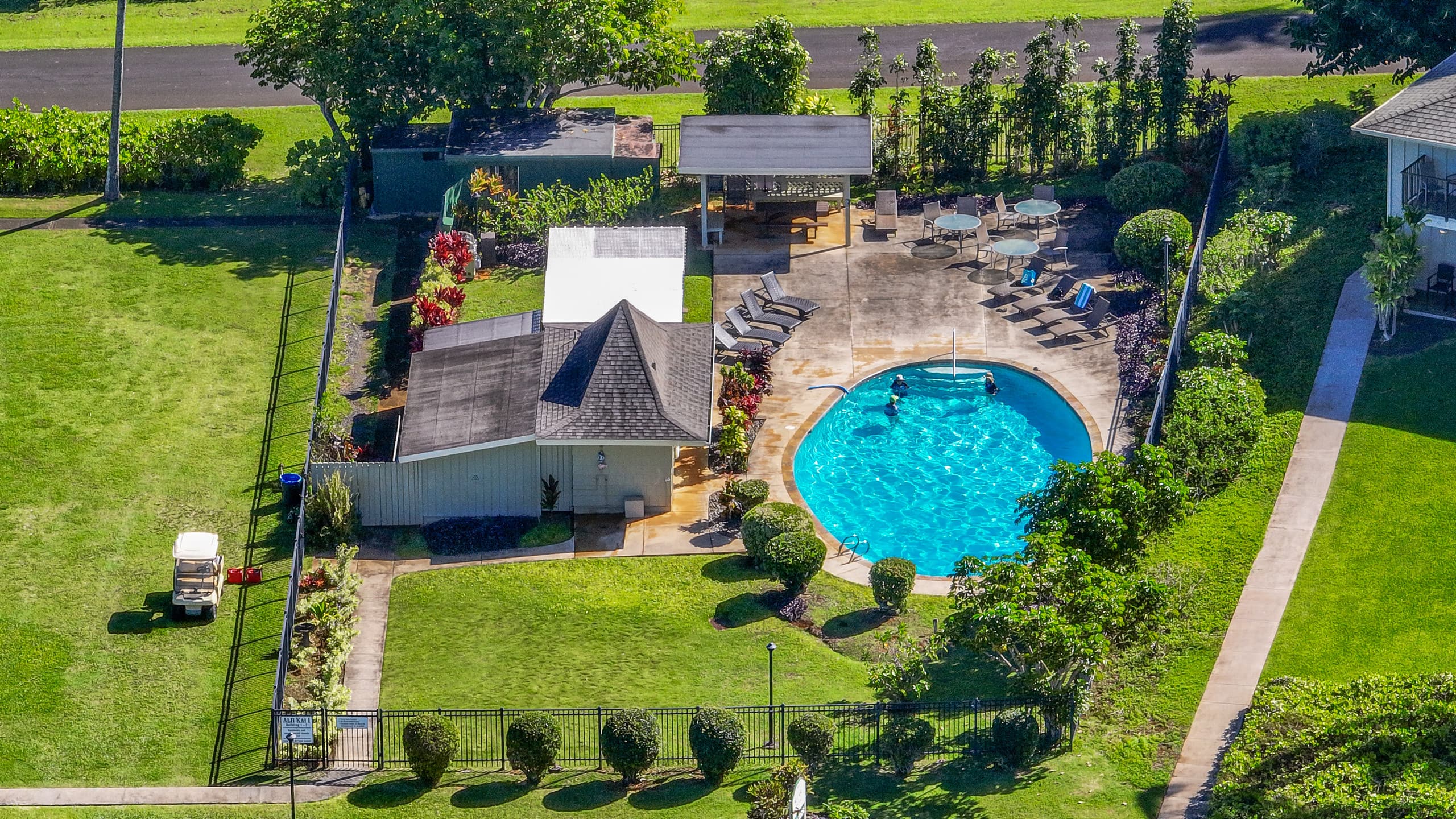 Condo in Princeville · ★4.88 · 2 bedrooms · 2 beds · 2 baths - Image 34