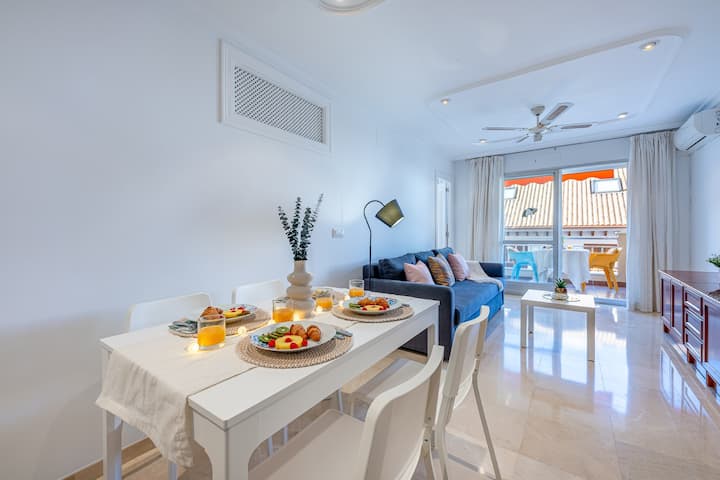Renovated Apartment On The Fuengirola Promenade - Fuengirola