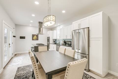 Bright & Modern Home: 2 Mi to Presque Isle Airport