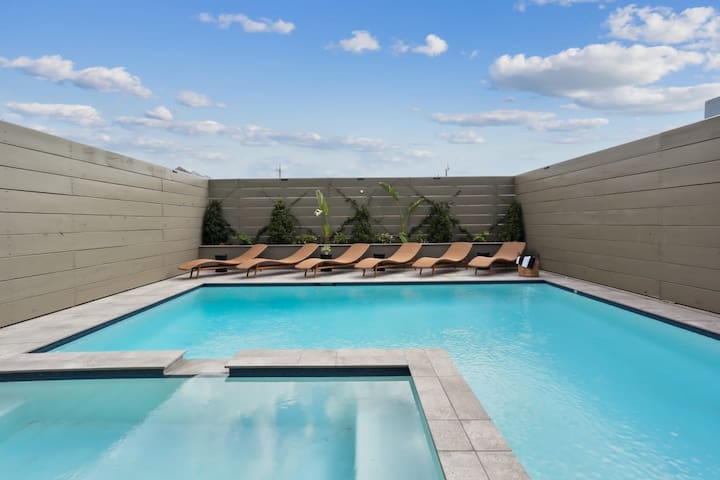 Radiant New Construction | Heated Pool & Hot Tub