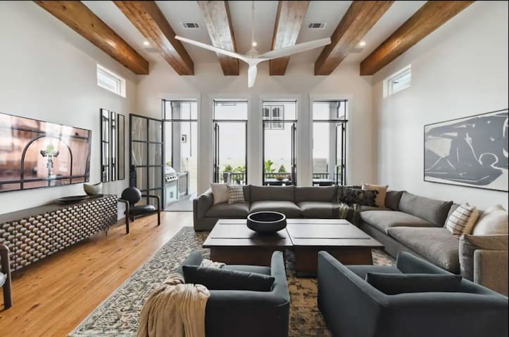 Radiant New Construction | Heated Pool & Hot Tub gallery image 2