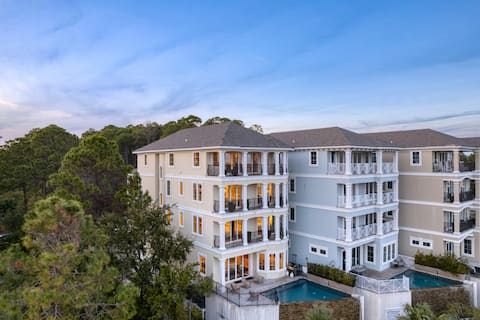Sleeps 24 Infinity Pool, Beach Boardwalk, Elevator