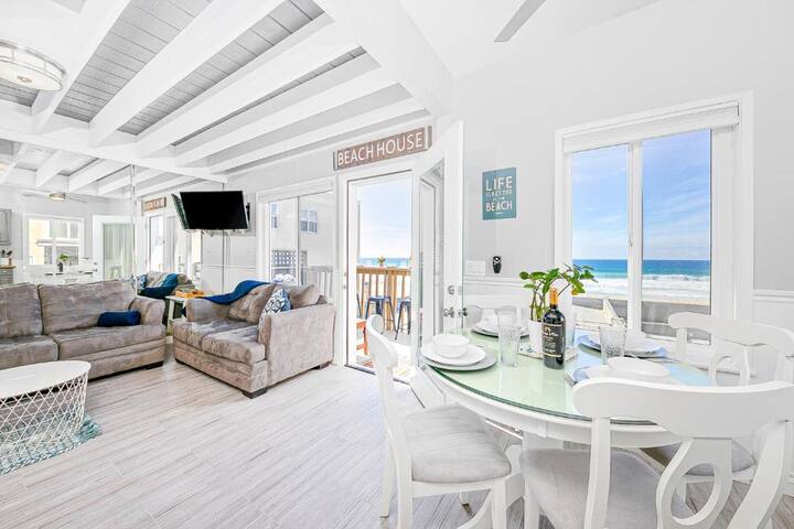 Renovated Coastal Haven w/ Spectacular Ocean Views gallery image 2