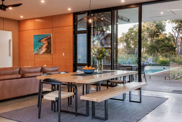 Eagle Rise Plus Studio gallery image 2