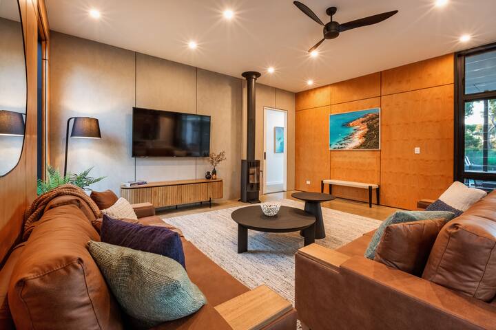 Eagle Rise Plus Studio gallery image 3