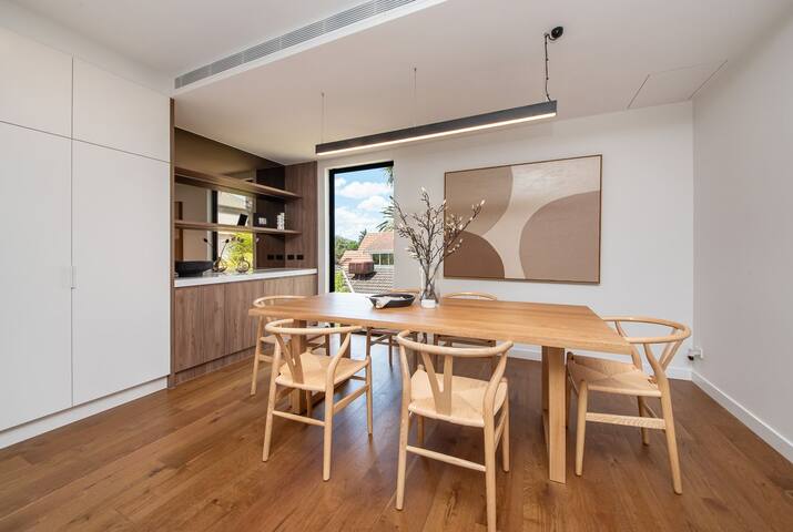 Sandringham Sunshine Escape gallery image 5