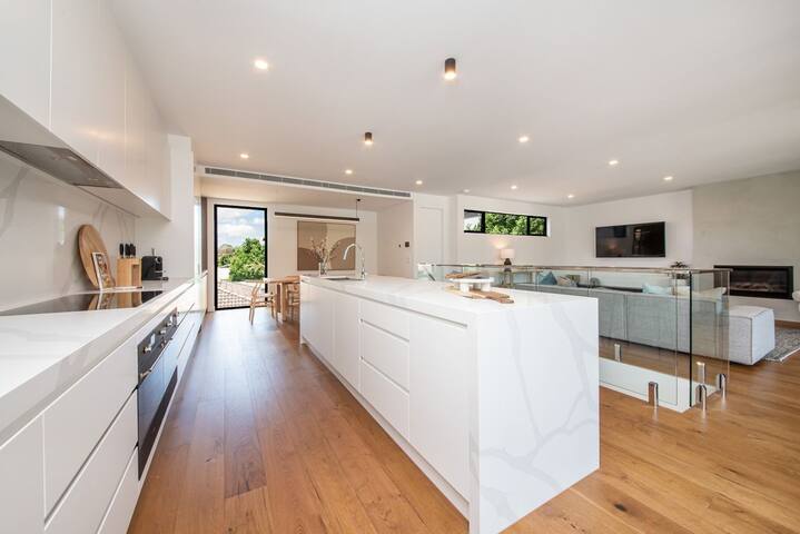 Sandringham Sunshine Escape gallery image 4