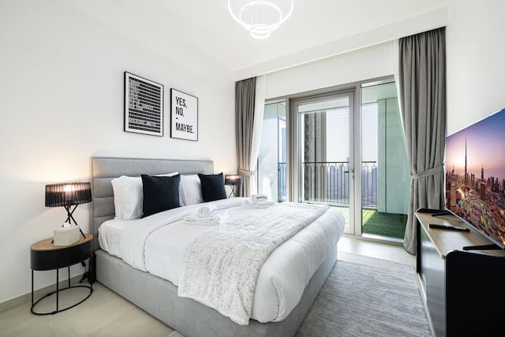 Inteligentná TV a mäkká posteľná bielizeň na príjemné noci