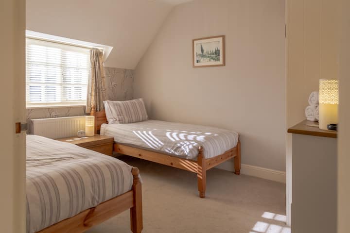 Rich Hall Photography_Jasmine Cottage-79