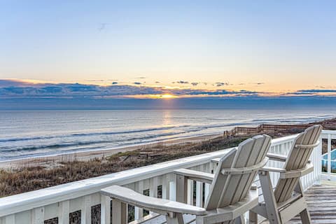 New LUX Oceanfront Oasis,  Pool, Games, Hot Tub